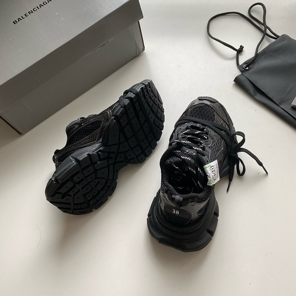BALENCIAGA   3XL 520  SNEAKER  