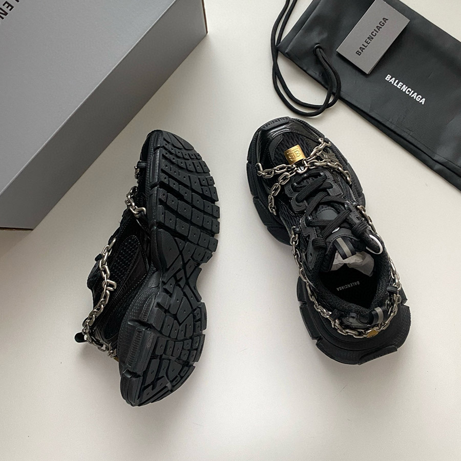 BALENCIAGA   3XL EXTREME CHAIN LACE SNEAKER