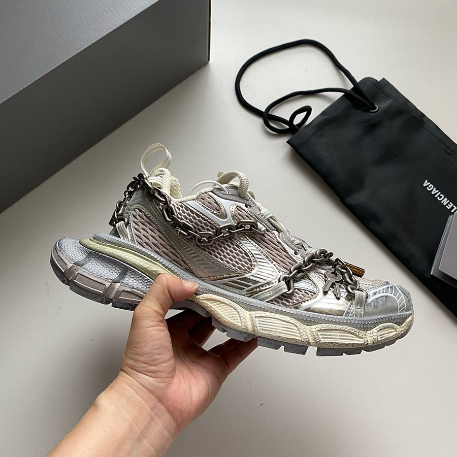 BALENCIAGA 3XL EXTREME CHAIN LACE SNEAKER BALENCIAGA 3XL EXTREME CHAIN LACE SNEAKER