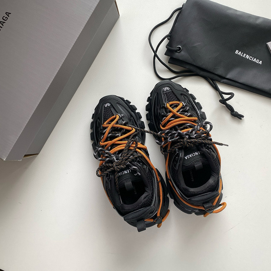 BALENCIAGA  TRACK TRAIL LACES  SNEAKER
