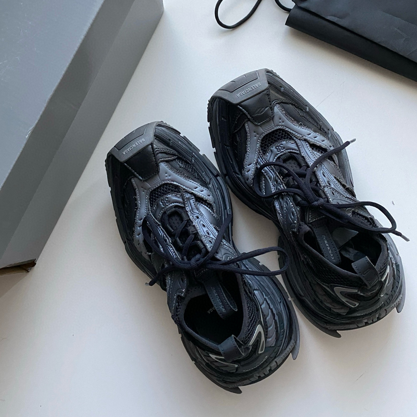 BALENCIAGA 10XL BLACK   SNEAKER