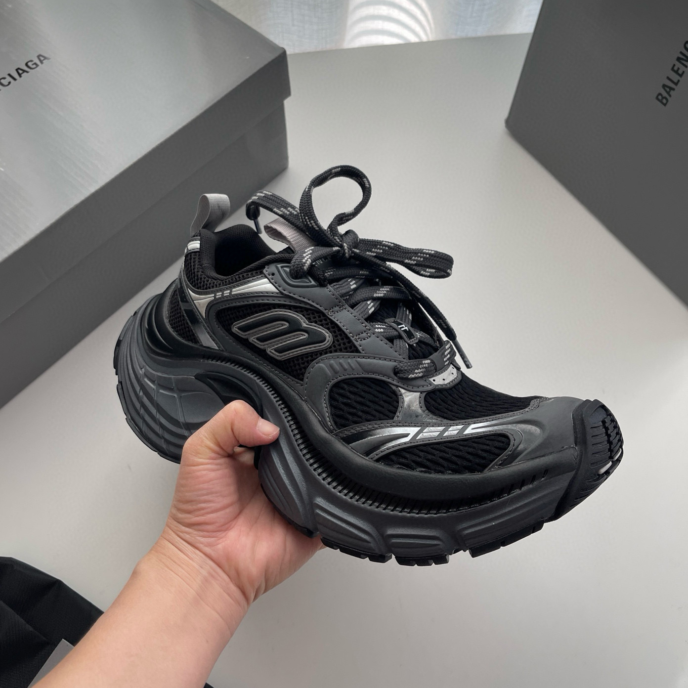 BALENCIAGA 6XL BALENCIAGA 6XL