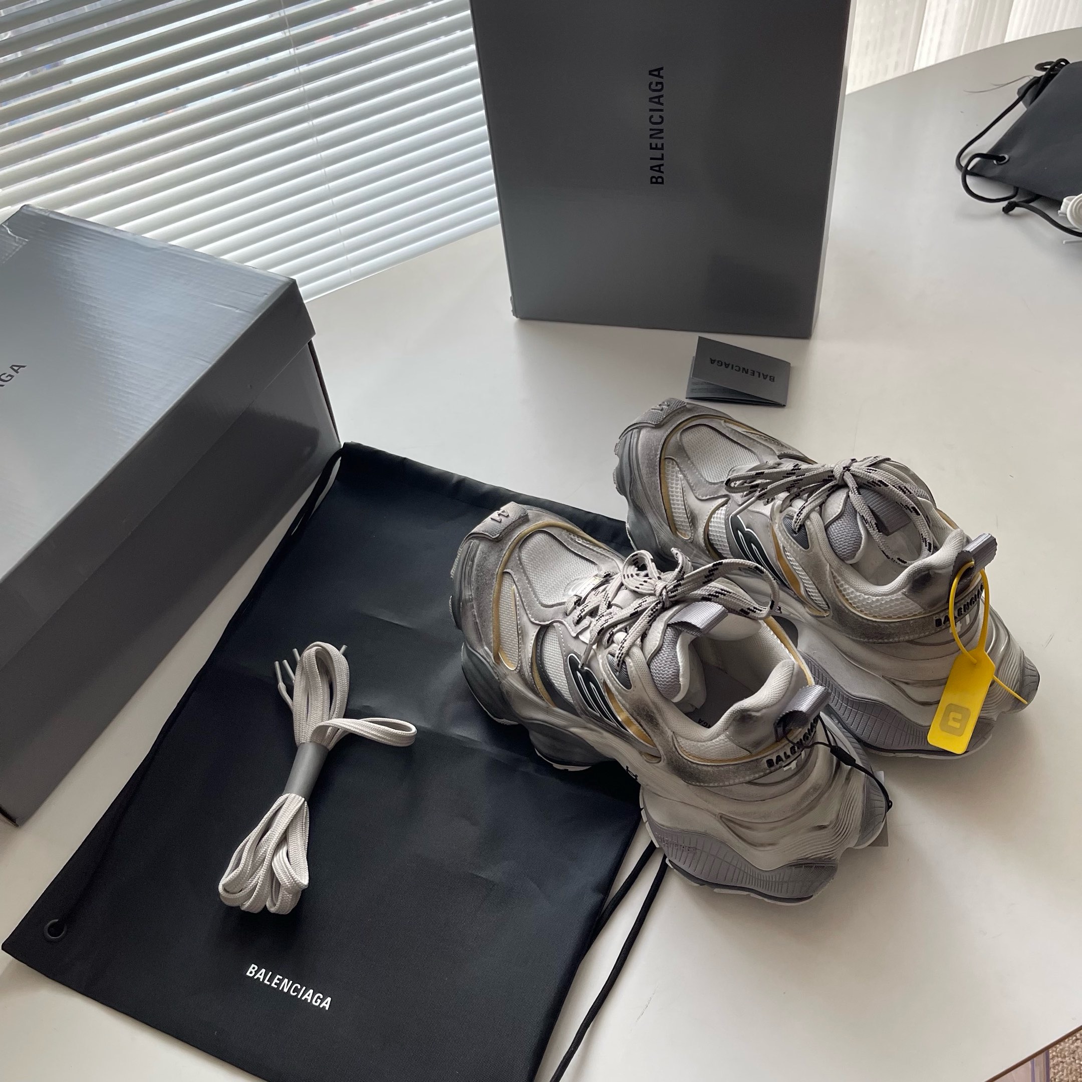 BALENCIAGA CARGO