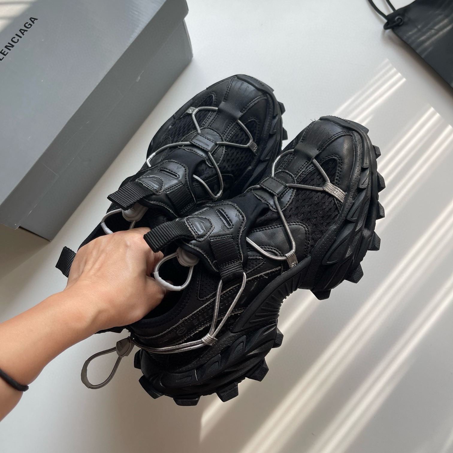 BALENCIAGA HIKE BALENCIAGA HIKE