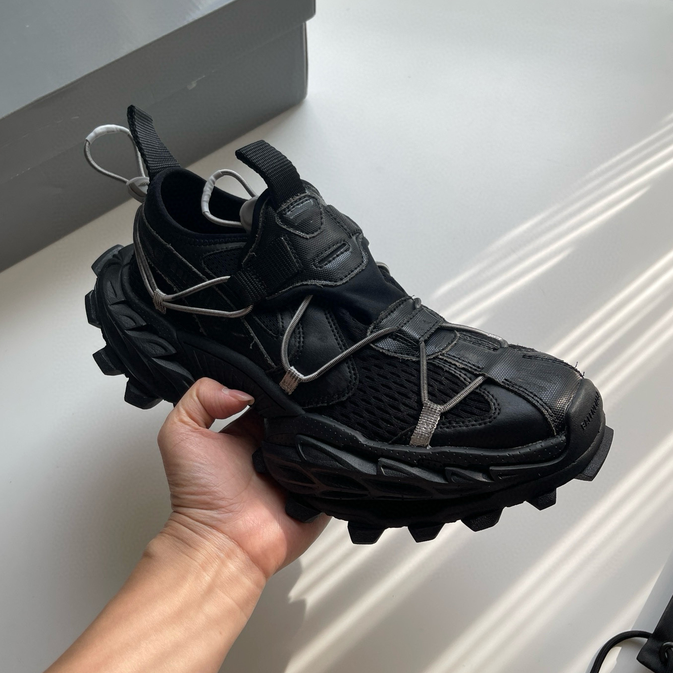 BALENCIAGA HIKE BALENCIAGA HIKE