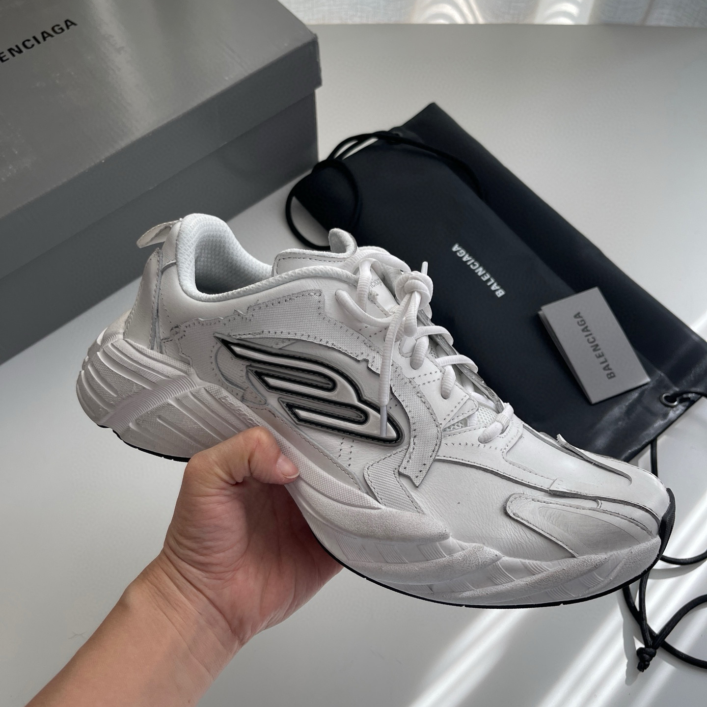BALENCIAGA MONDAY BALENCIAGA MONDAY