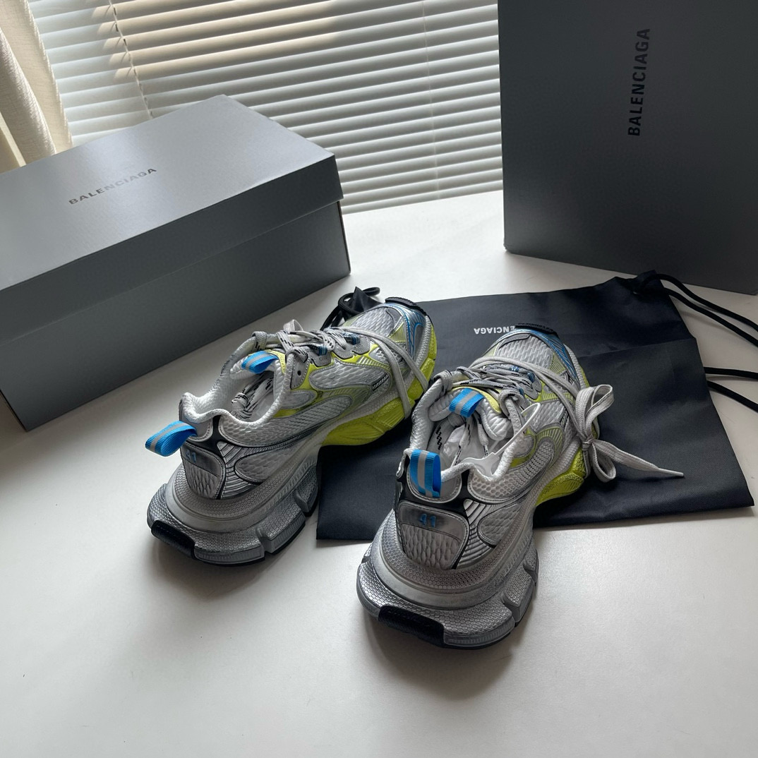 Balenciaga 3XL Balenciaga 3XL