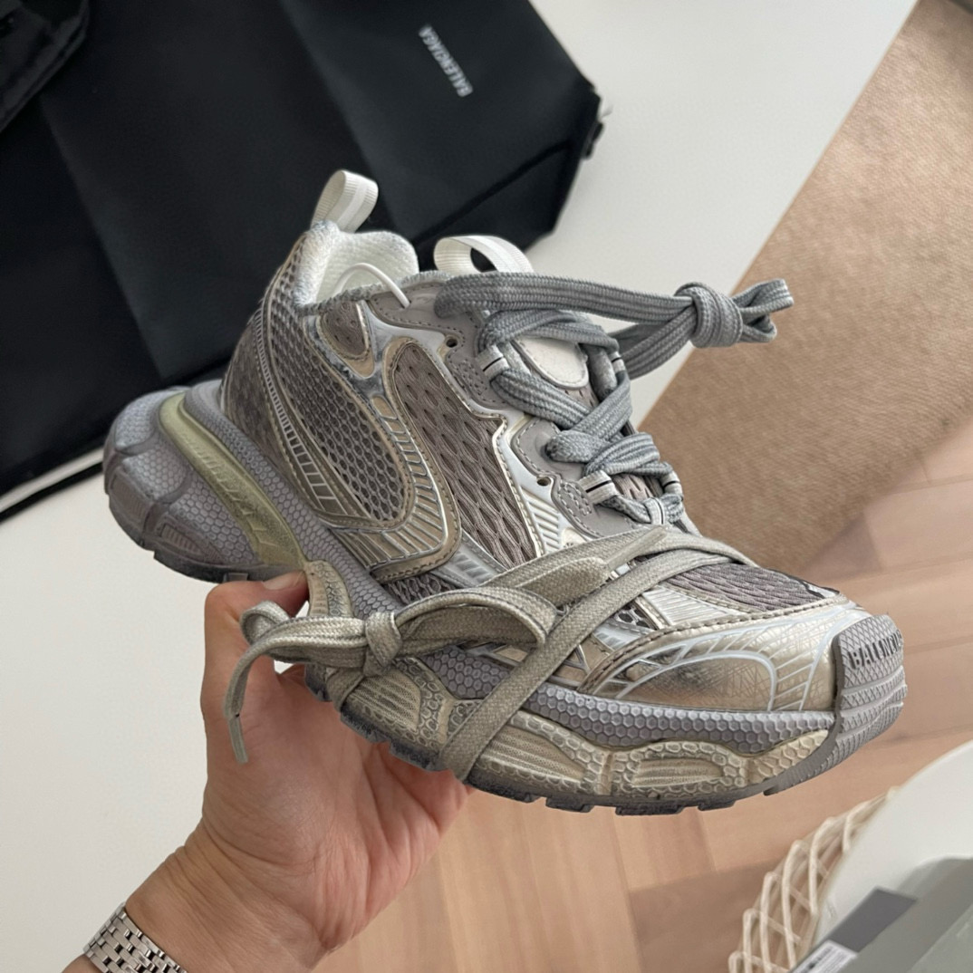balenciaga 3XL balenciaga 3XL