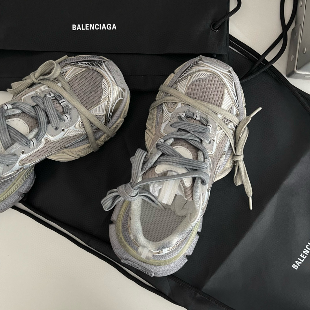 balenciaga 3XL balenciaga 3XL
