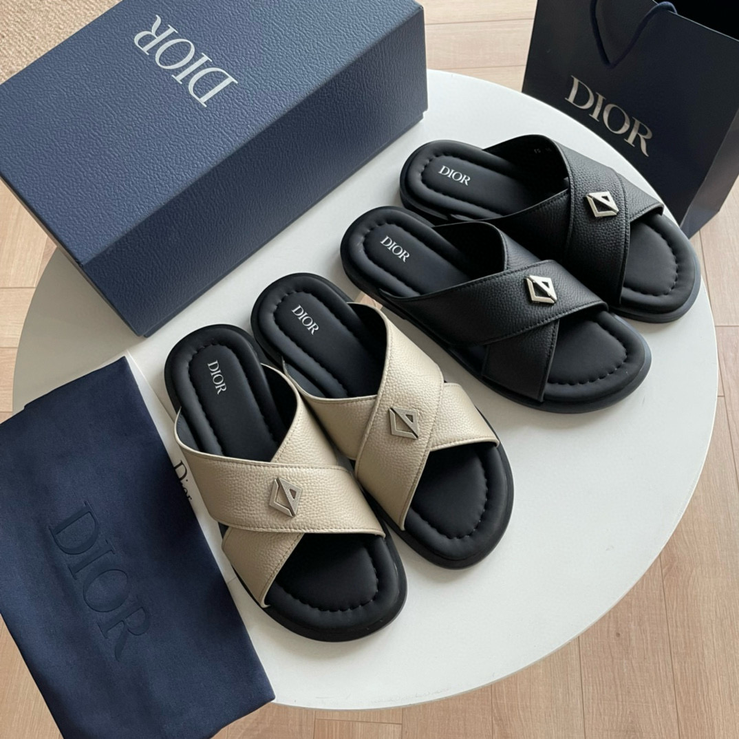 CHRISTIAN DIOR Alias Diamond Sandals CHRISTIAN DIOR Alias Diamond Sandals