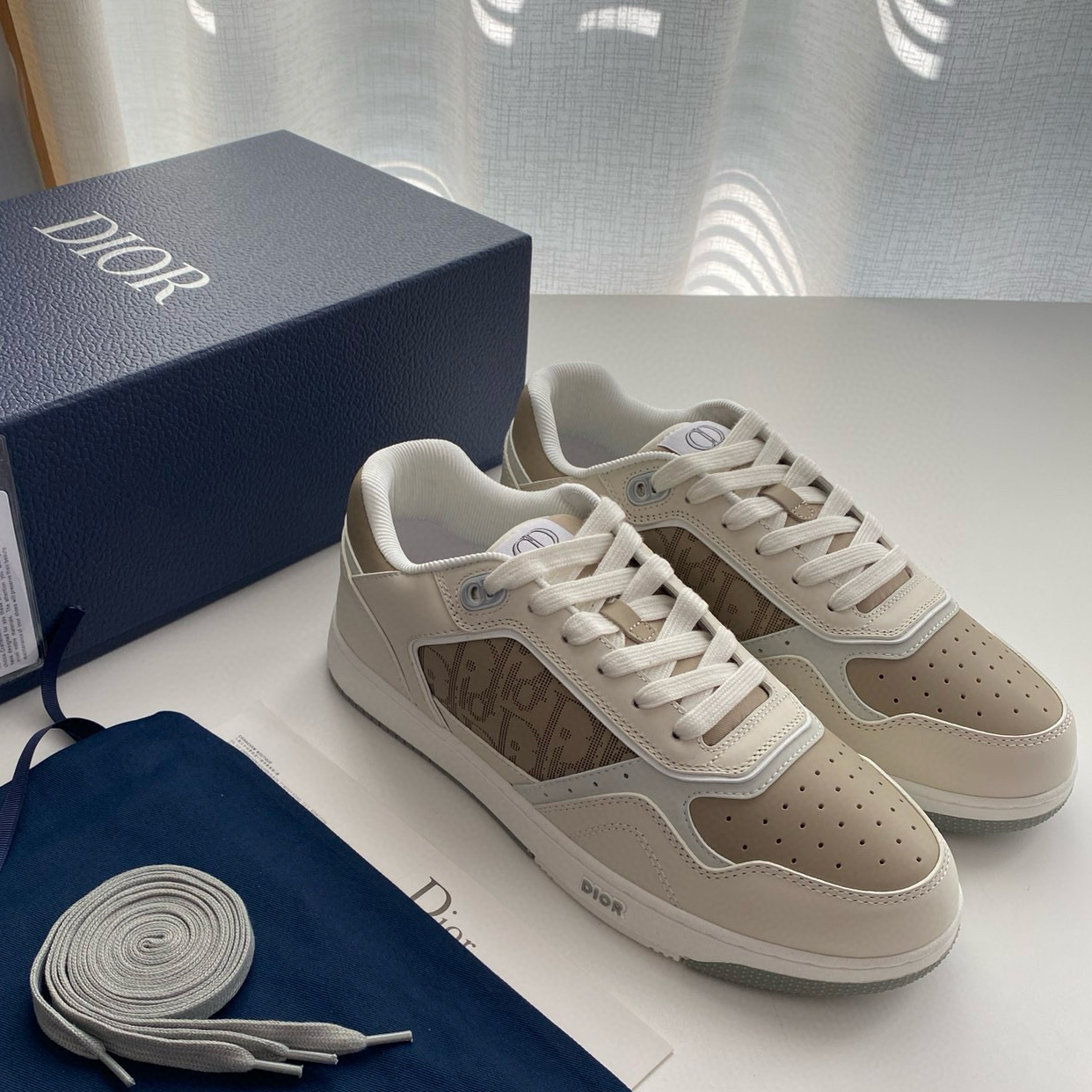 CHRISTIAN DIOR  B27   Sneaker