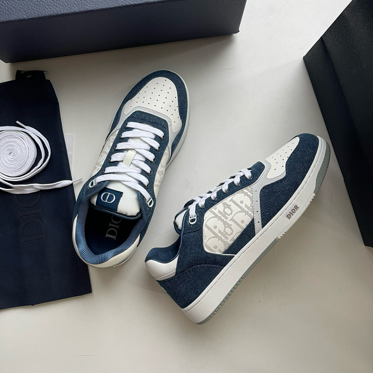 CHRISTIAN DIOR  B27  Blue Jeans Sneaker   