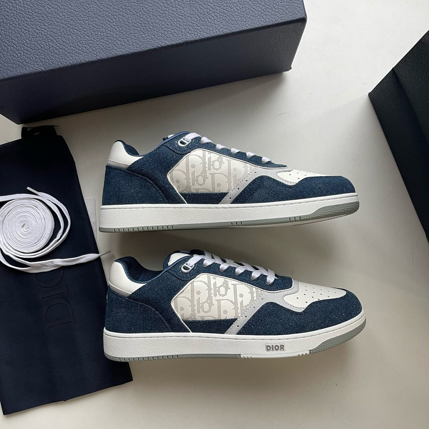 CHRISTIAN DIOR B27 Blue Jeans Sneaker CHRISTIAN DIOR B27 Blue Jeans Sneaker