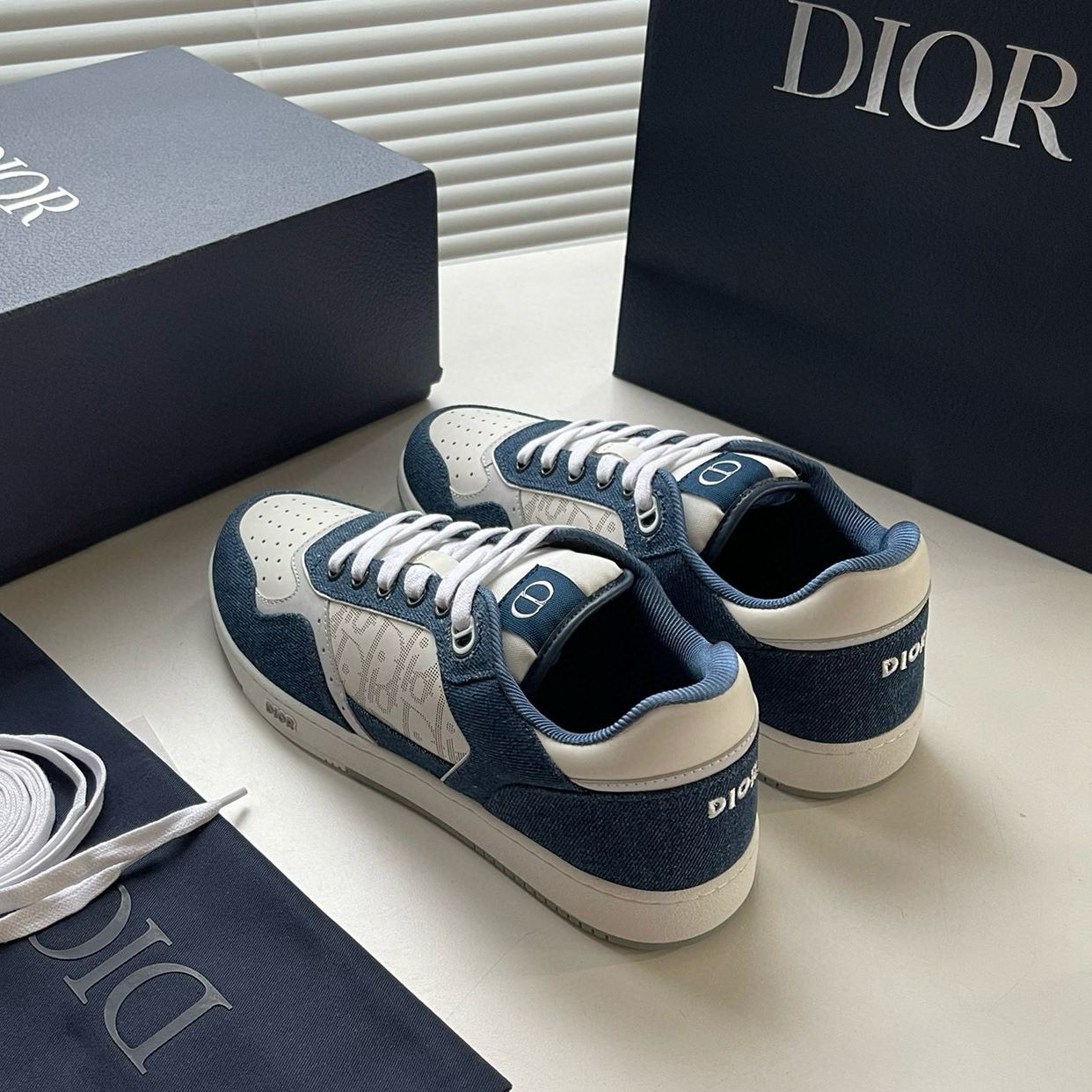 CHRISTIAN DIOR B27 Blue Jeans Sneaker CHRISTIAN DIOR B27 Blue Jeans Sneaker