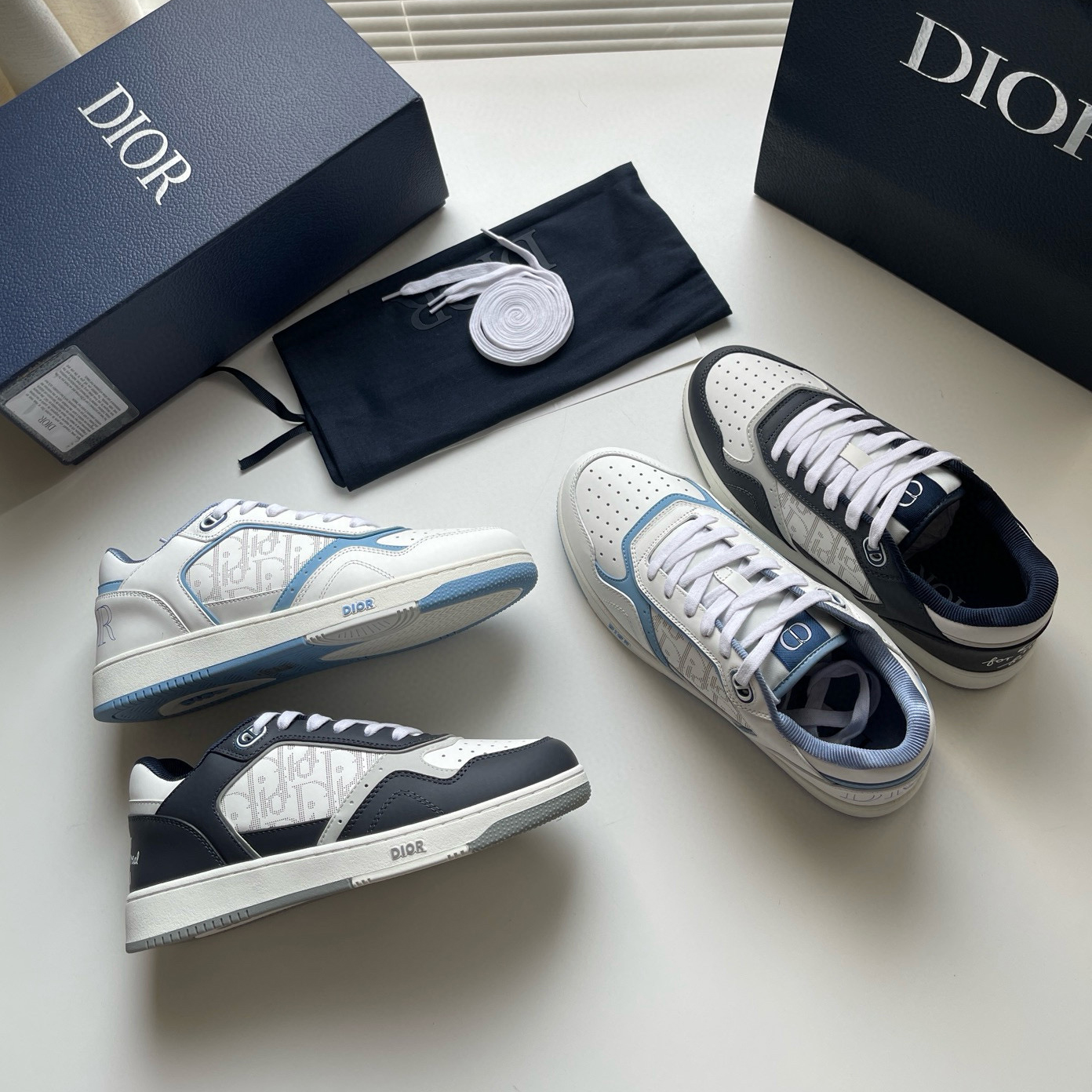 CHRISTIAN DIOR B27 Real Friends Sneaker CHRISTIAN DIOR B27 Real Friends Sneaker