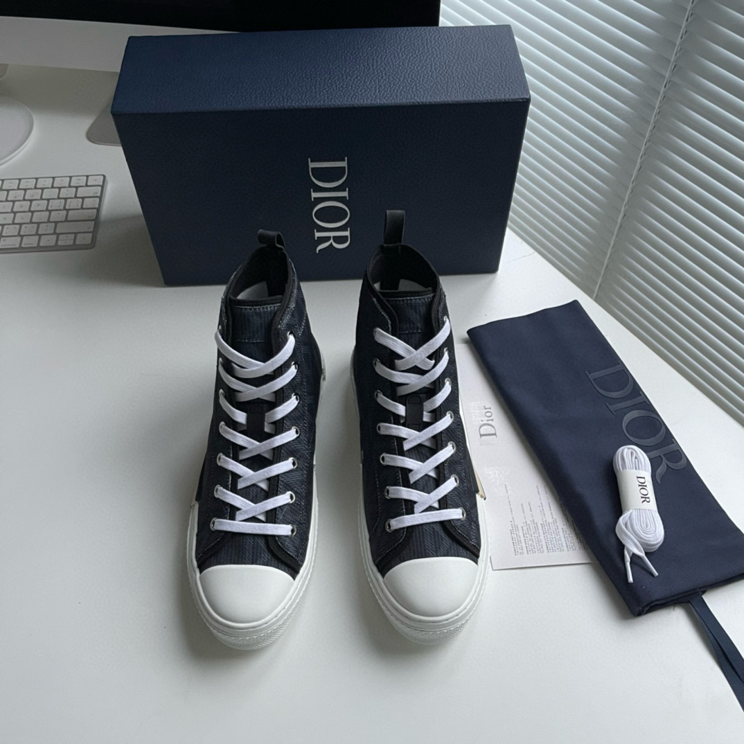 CHRISTIAN DIOR B23 League High-Top Sneaker CHRISTIAN DIOR B23 League High-Top Sneaker