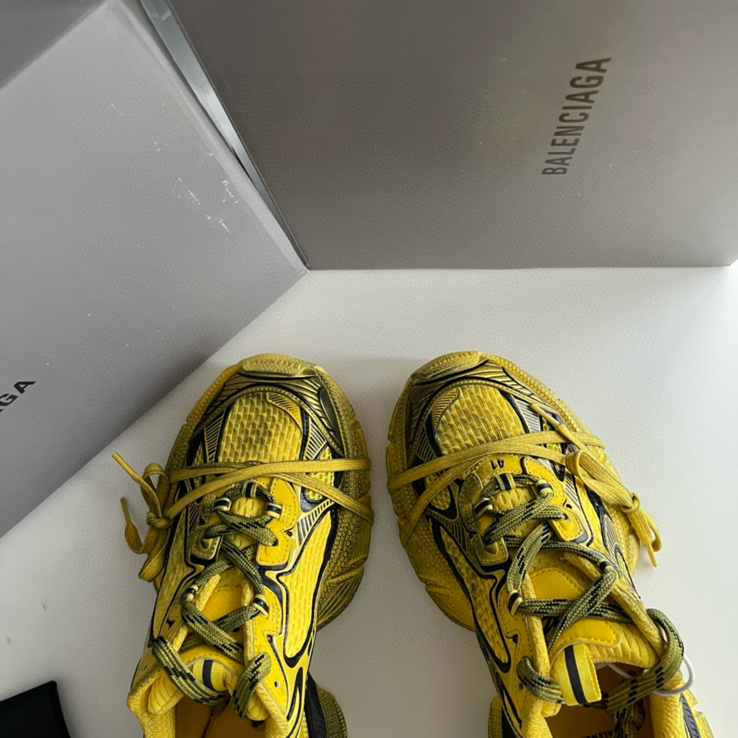 balenciaga 3XL yellow balenciaga 3XL yellow