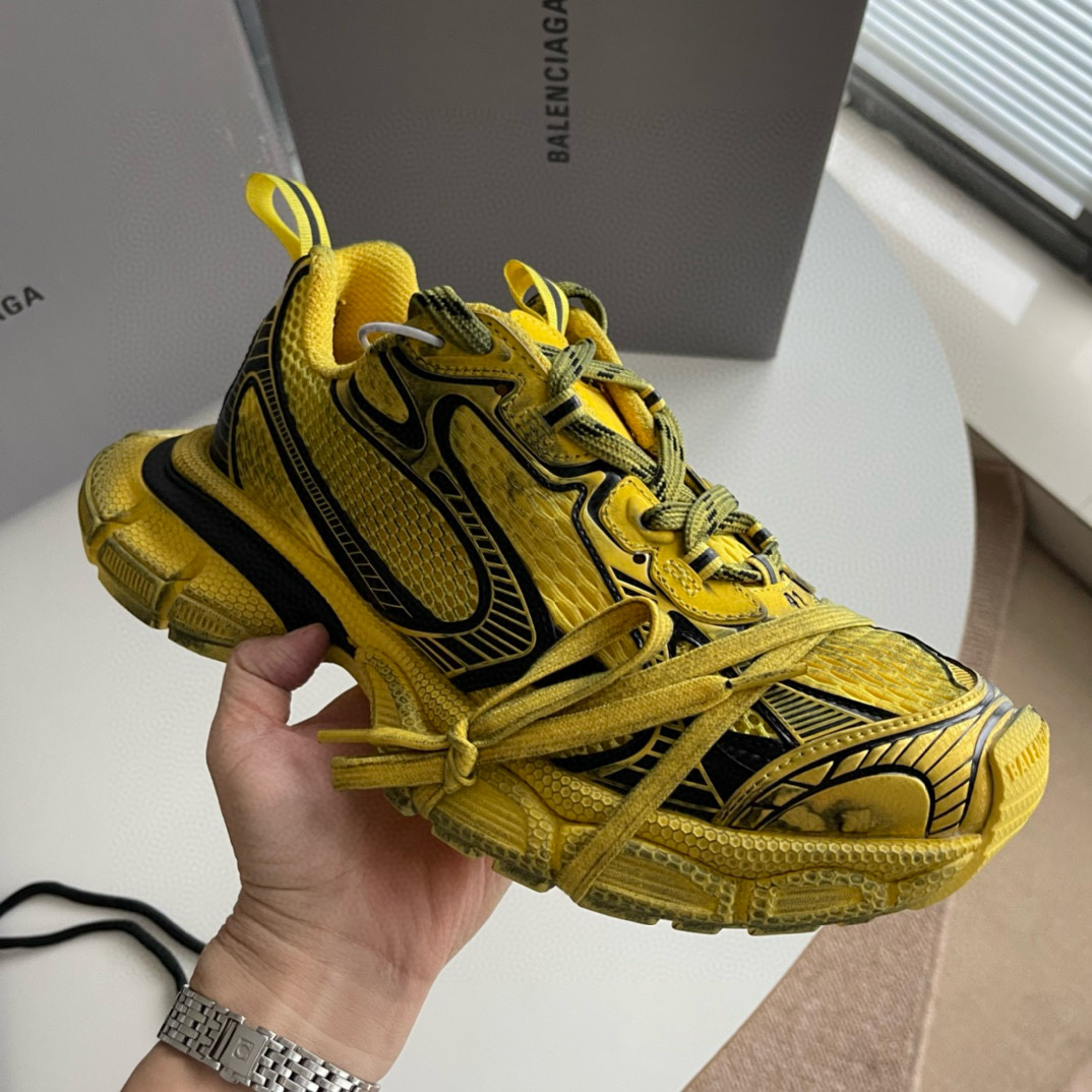 balenciaga 3XL yellow balenciaga 3XL yellow