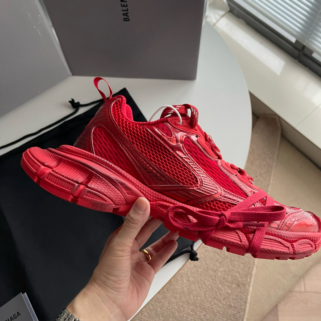 balenciaga 3xl red balenciaga 3xl red