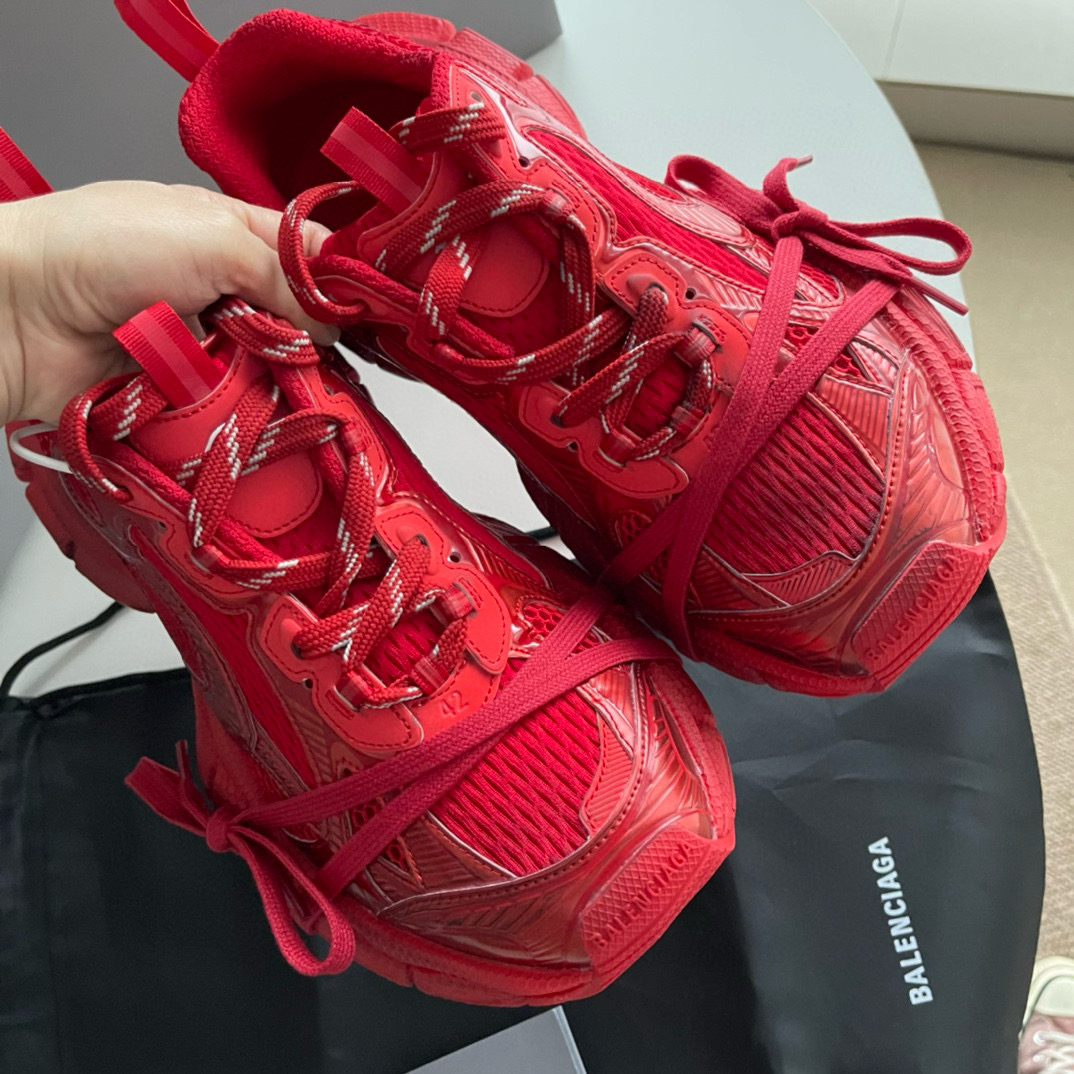 balenciaga 3xl red balenciaga 3xl red
