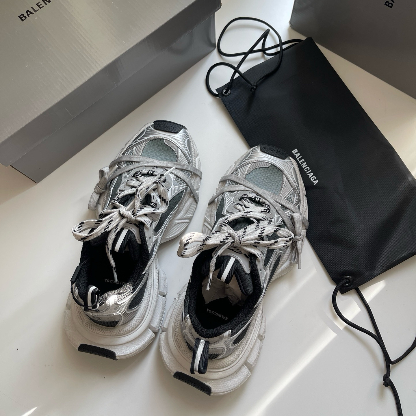Balenciaga 3XL Gradient 