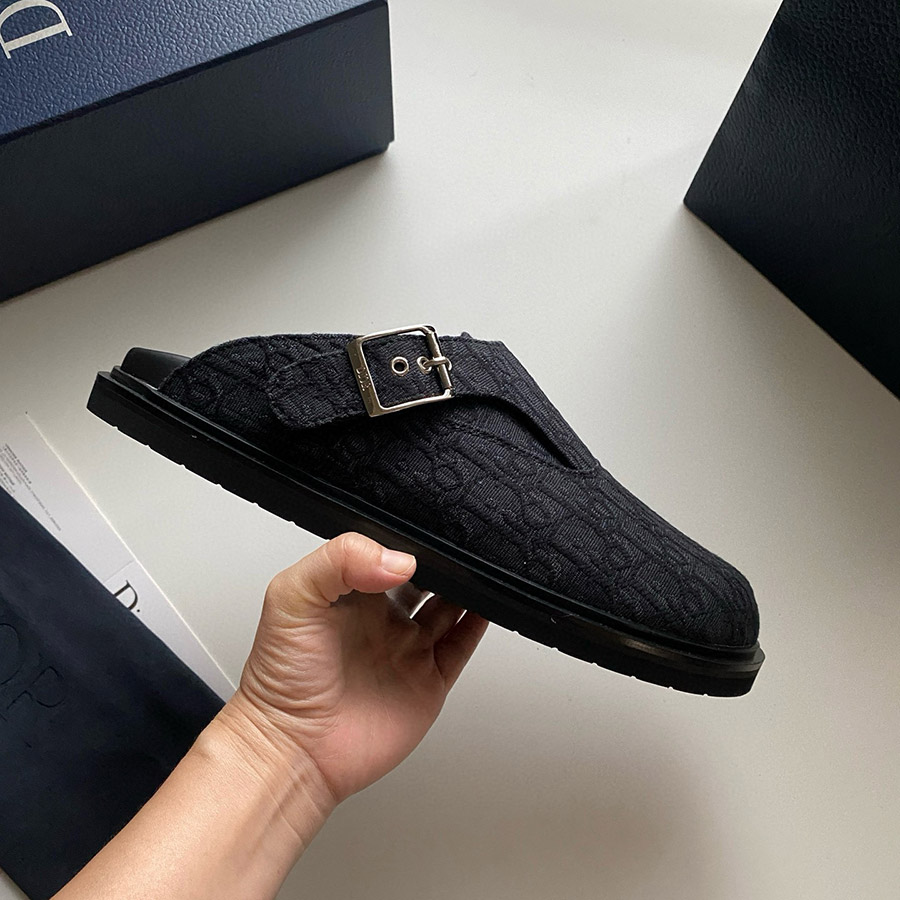 Dior aqua sandals