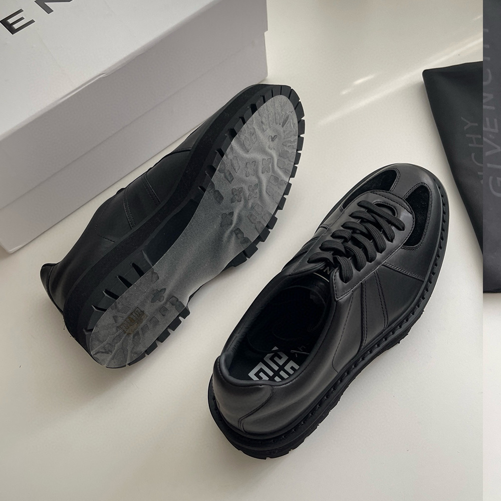 GIVENCHY BLACK LEATHER BOOT GIVENCHY BLACK LEATHER BOOT