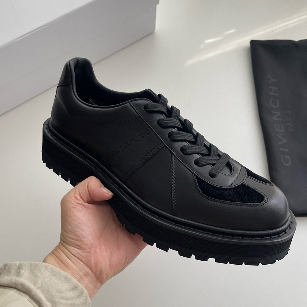GIVENCHY BLACK LEATHER BOOT GIVENCHY BLACK LEATHER BOOT