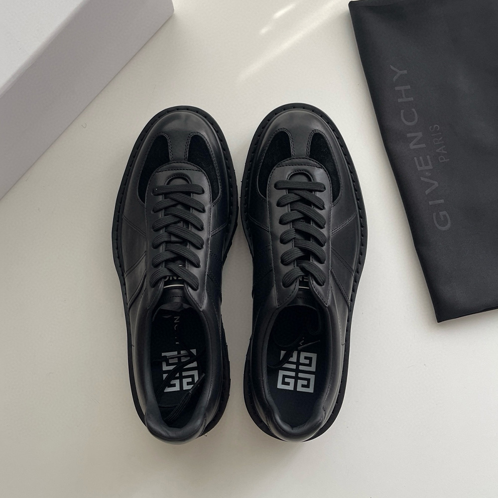 GIVENCHY BLACK LEATHER BOOT GIVENCHY BLACK LEATHER BOOT