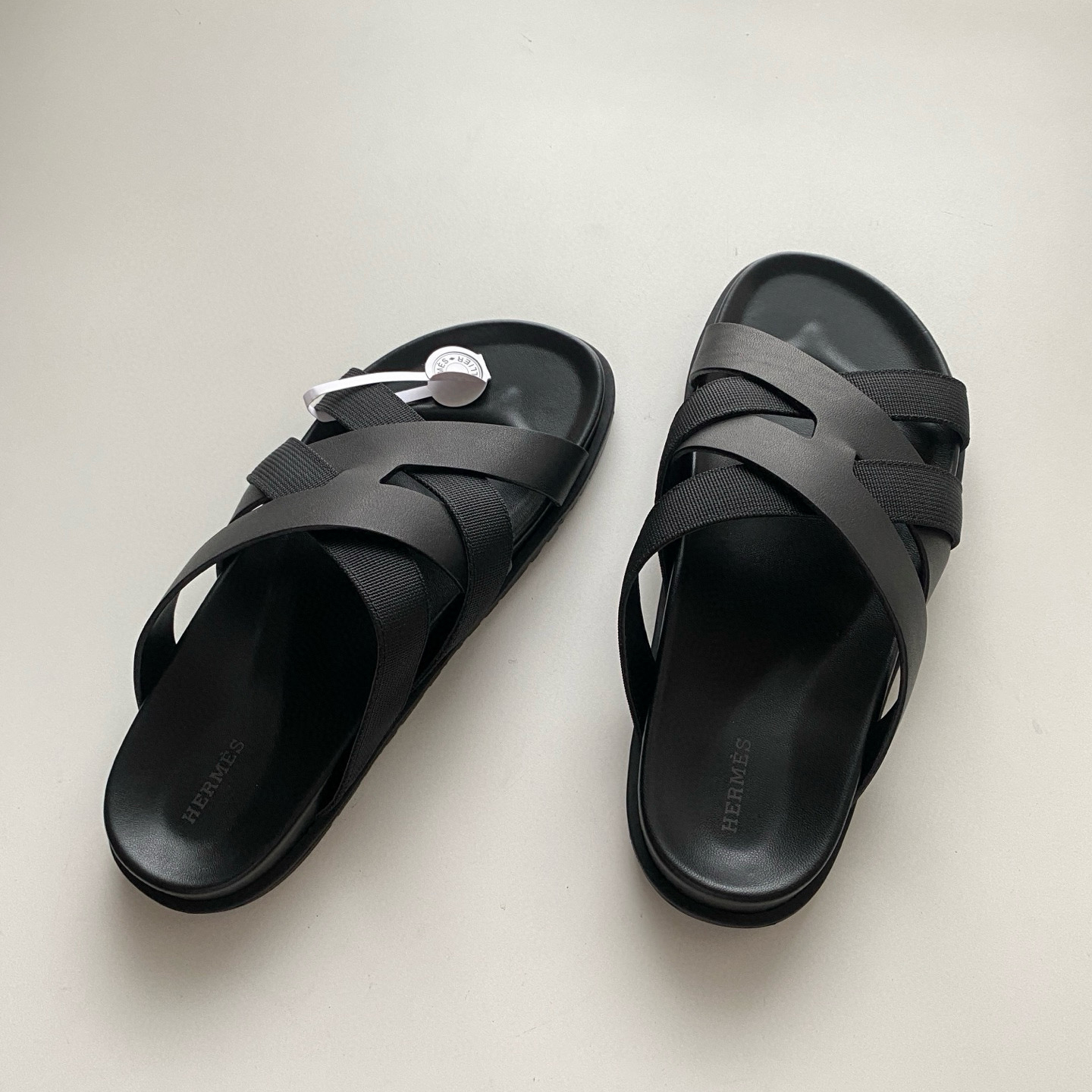 HERMÈS CLASSIC SANDALS BLACK