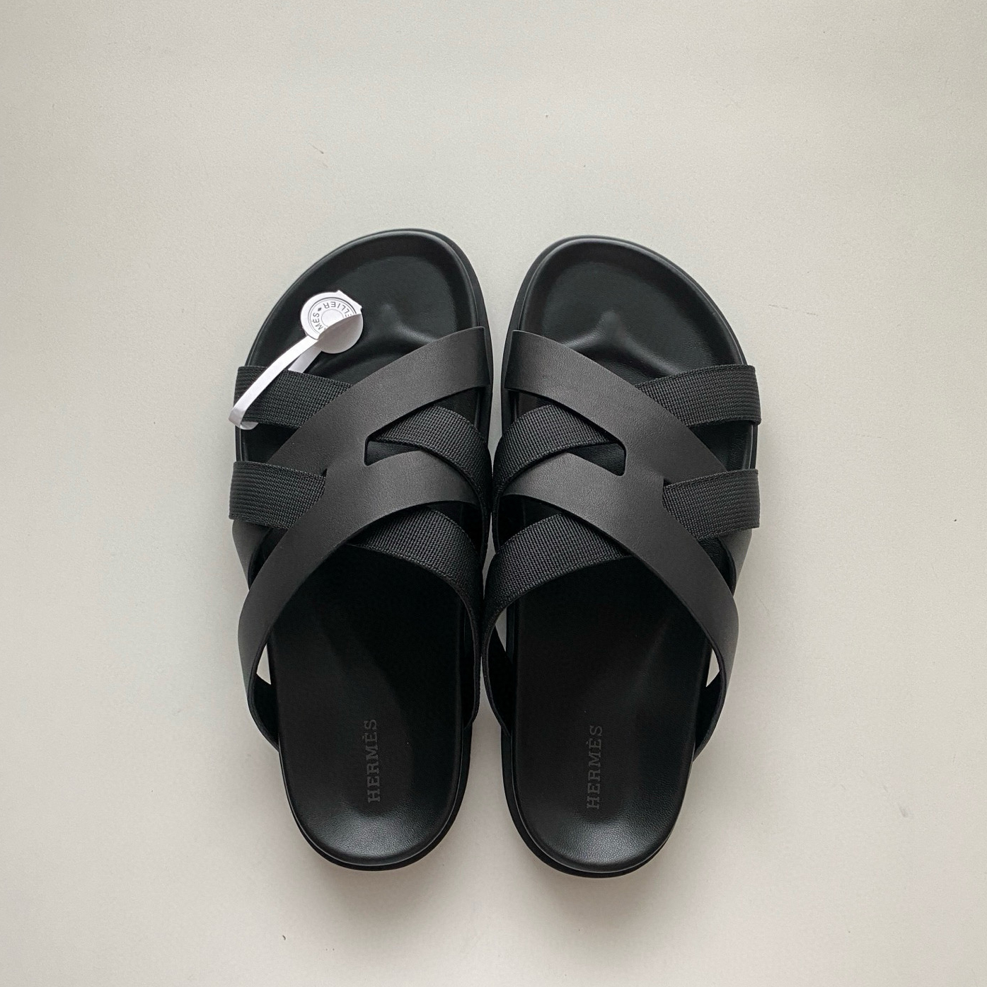 HERMÈS CLASSIC SANDALS BLACK