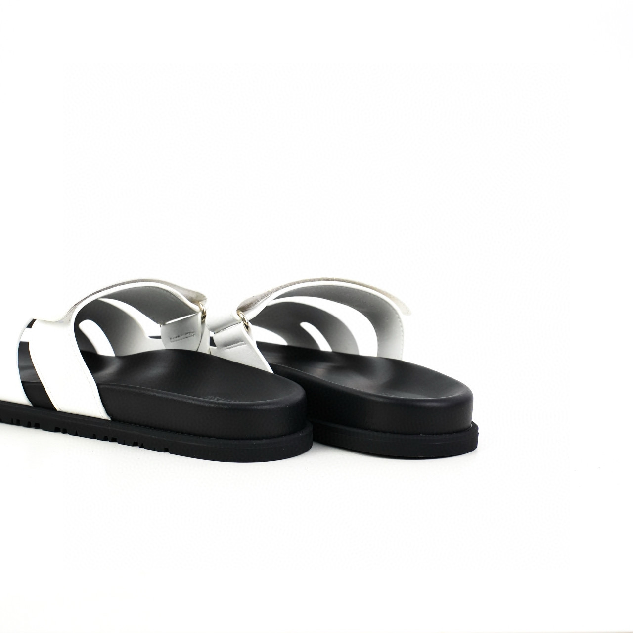 HERMES CHYPRE Sandals HERMES CHYPRE Sandals