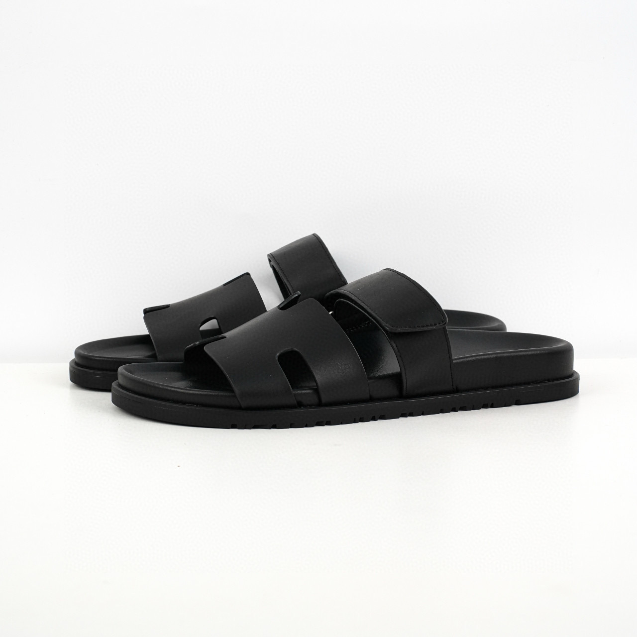 HERMES CHYPRE Sandals
