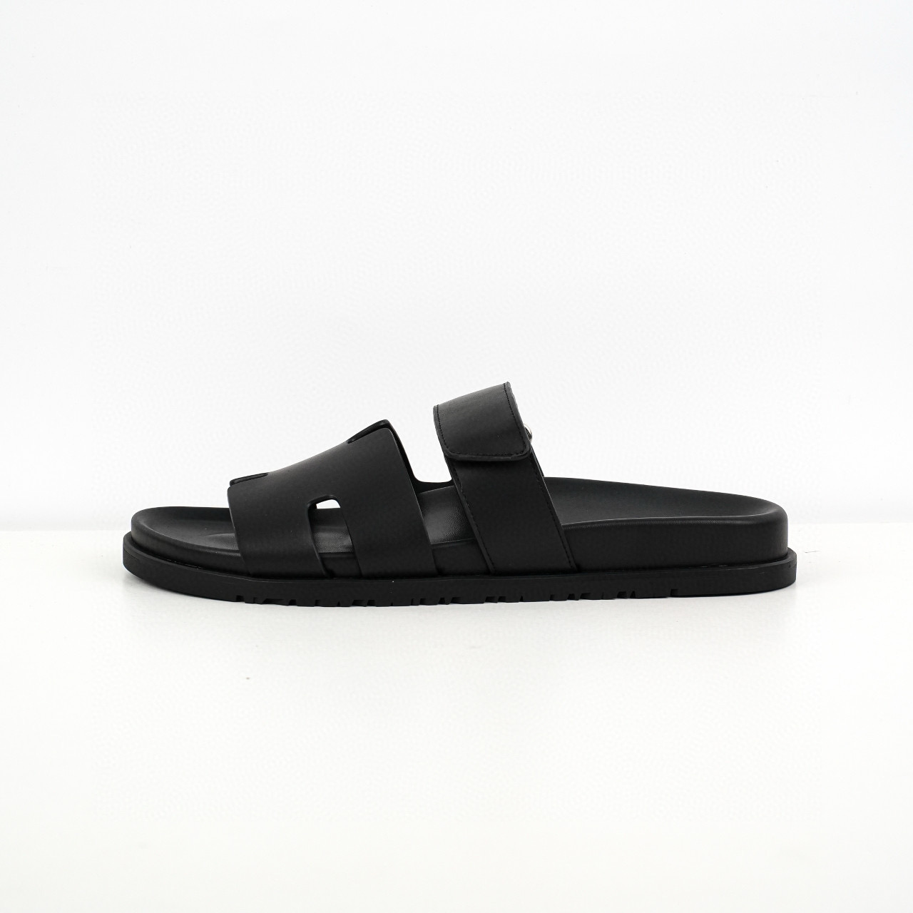 HERMES CHYPRE Sandals