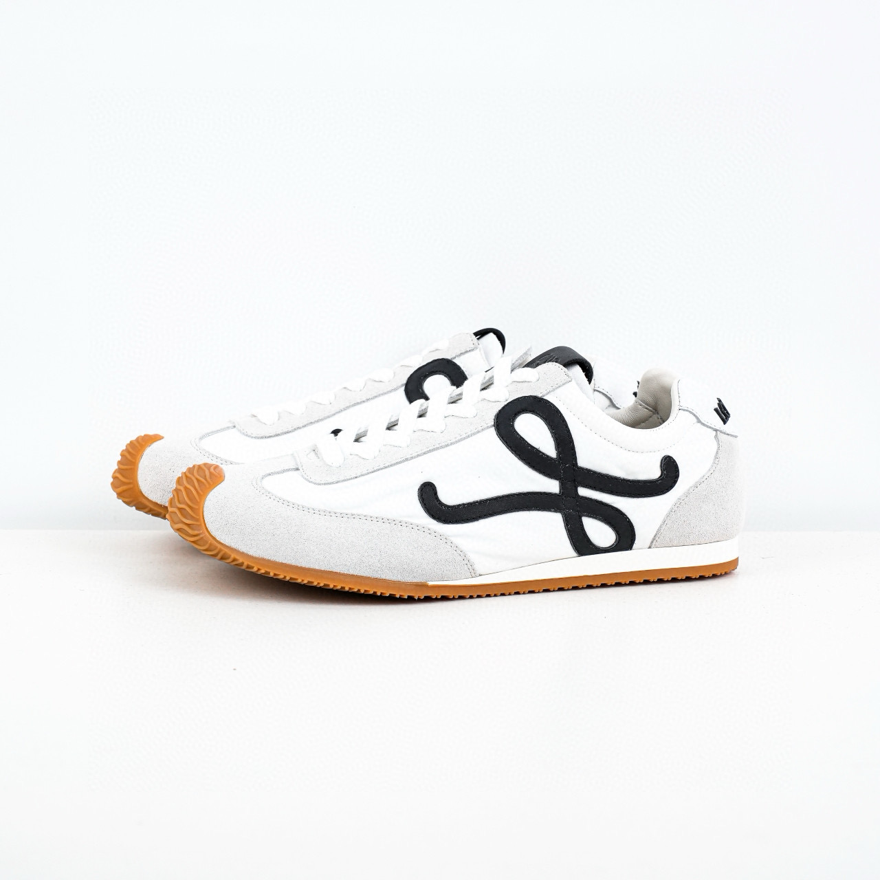 Loewe Ballet Runner 2.0