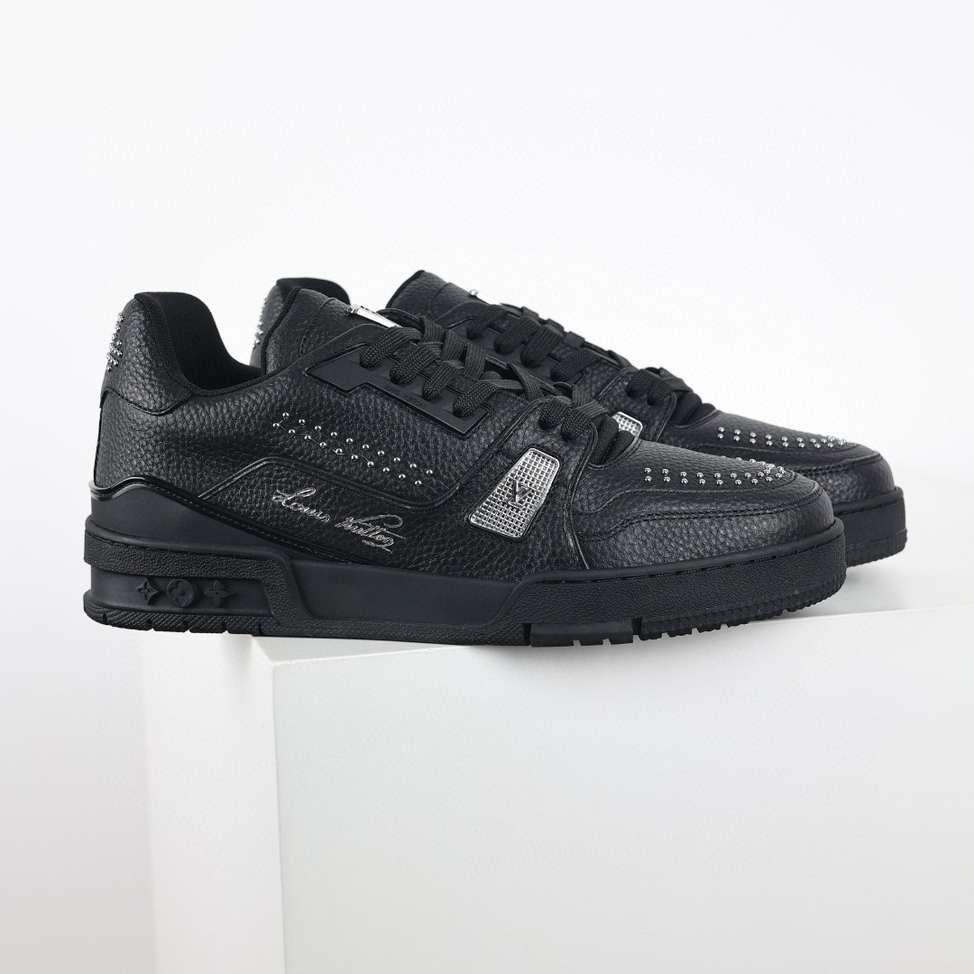 LOUIS VUITTON LV Trainer Sneaker LOUIS VUITTON LV Trainer Sneaker