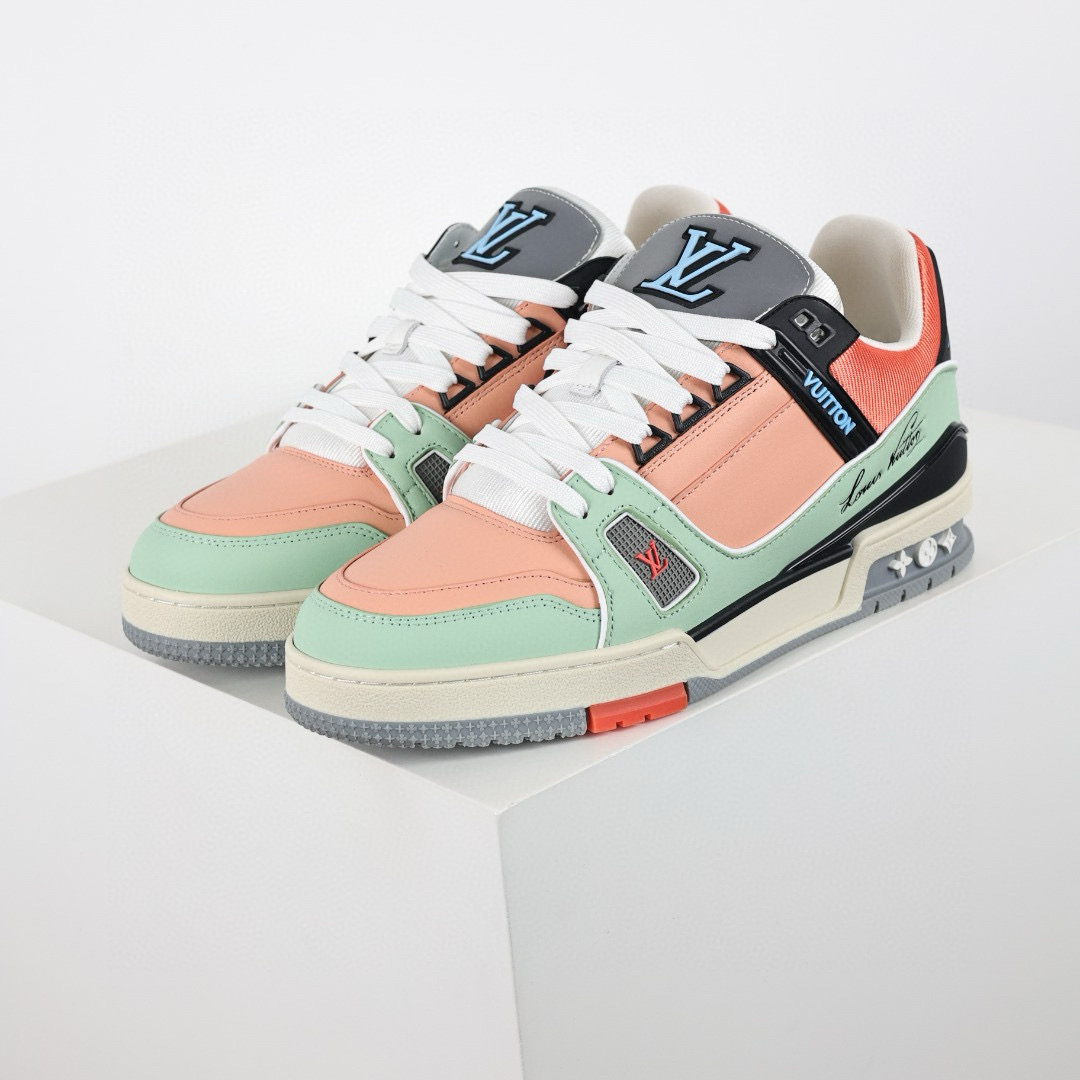 LOUIS VUITTON  LV Trainer  Sneaker  