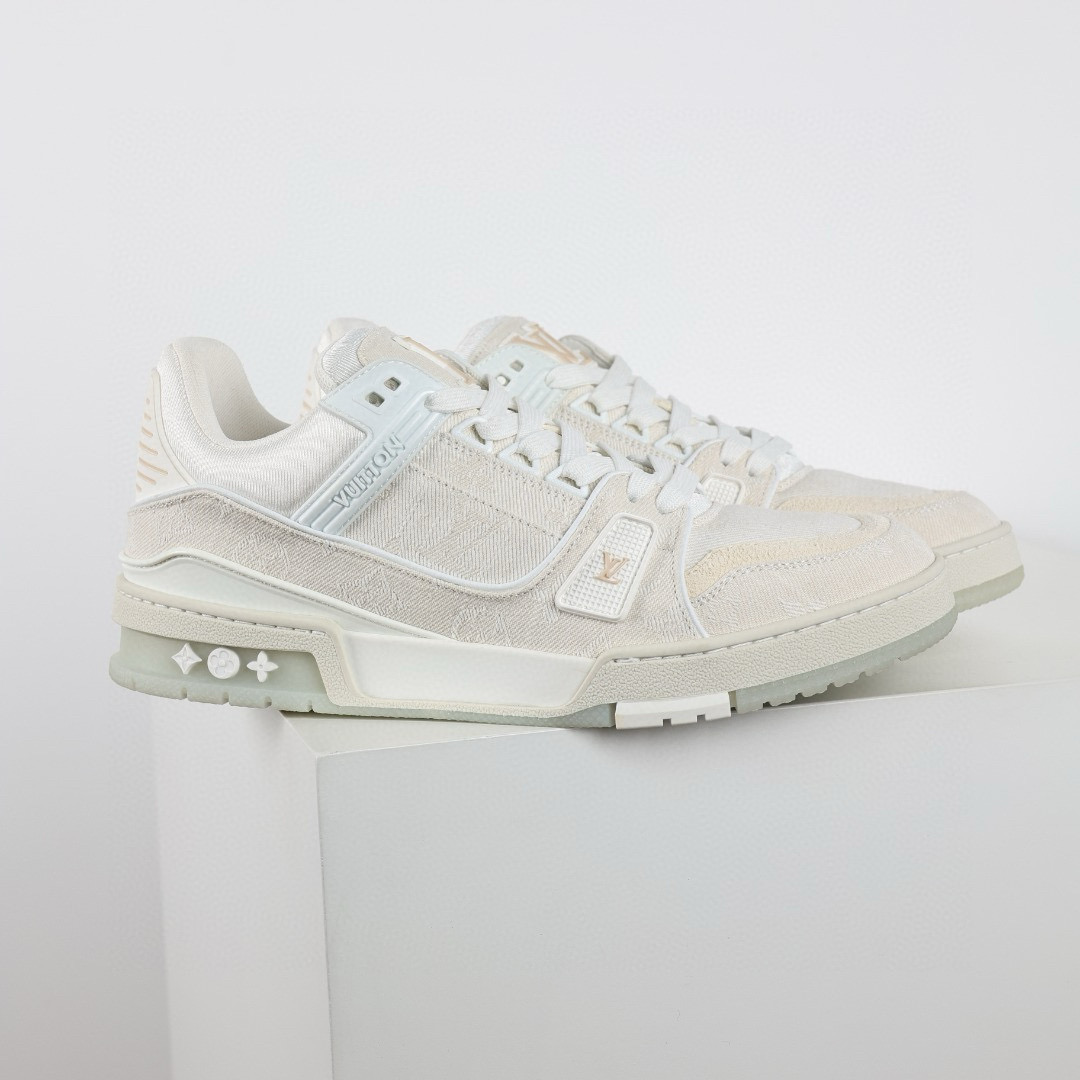 LOUIS VUITTON LV Trainer Sneaker LOUIS VUITTON LV Trainer Sneaker