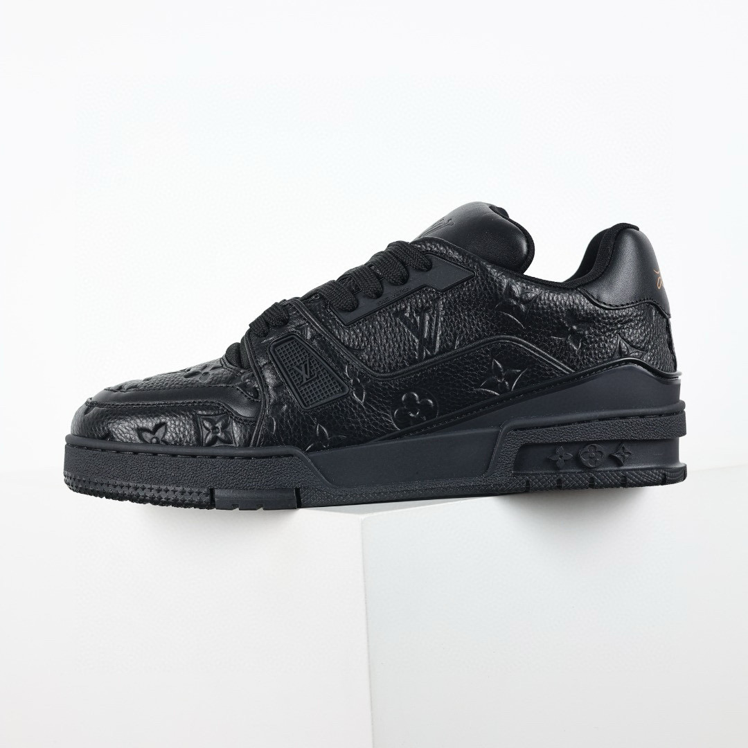 LOUIS VUITTON LV Trainer Sneaker LOUIS VUITTON LV Trainer Sneaker