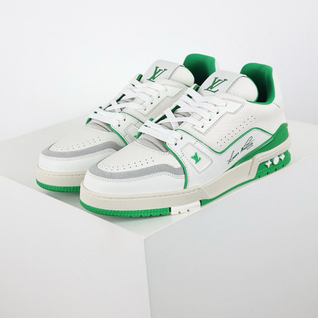 LOUIS VUITTON  LV Trainer  Sneaker