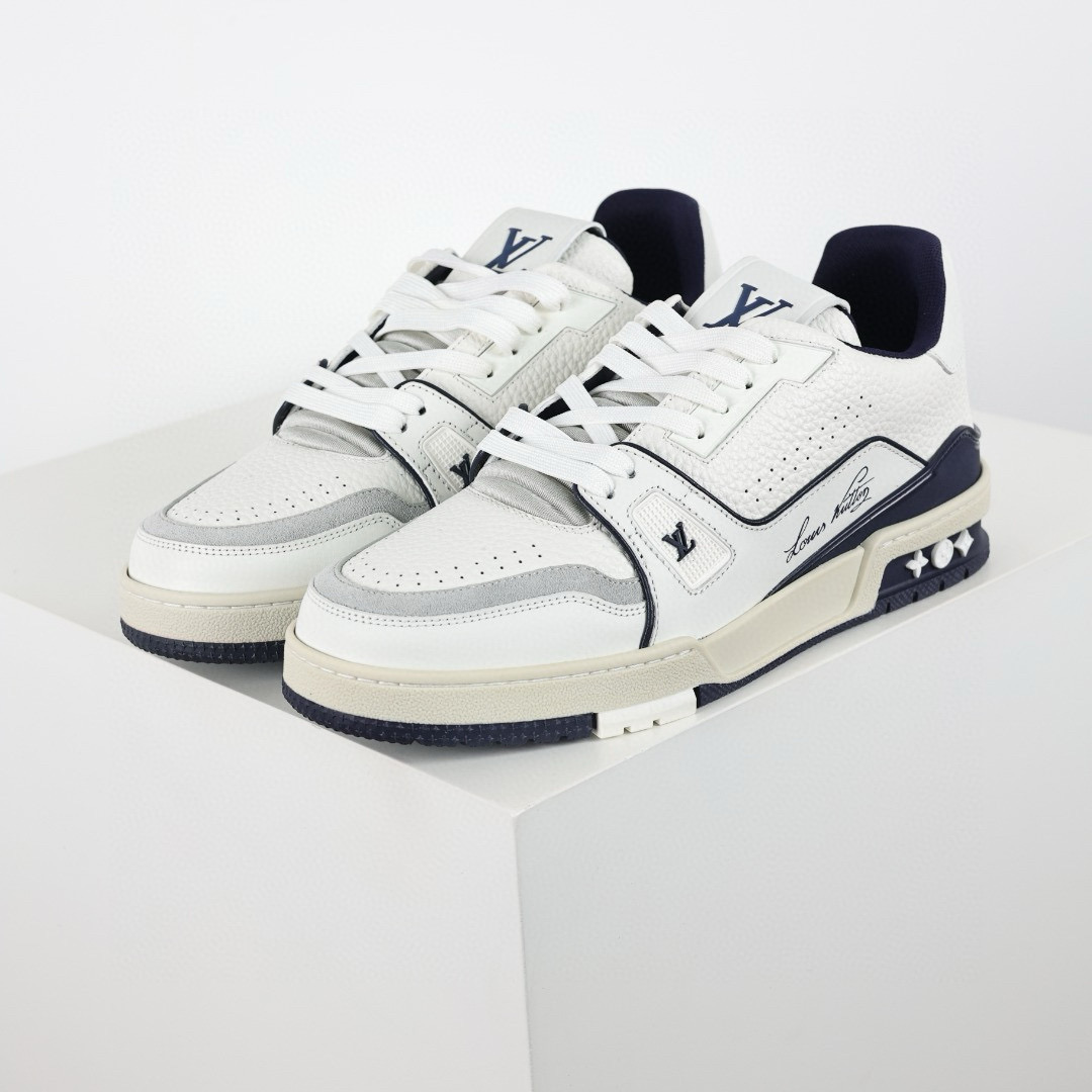 LOUIS VUITTON  LV Trainer  Sneaker