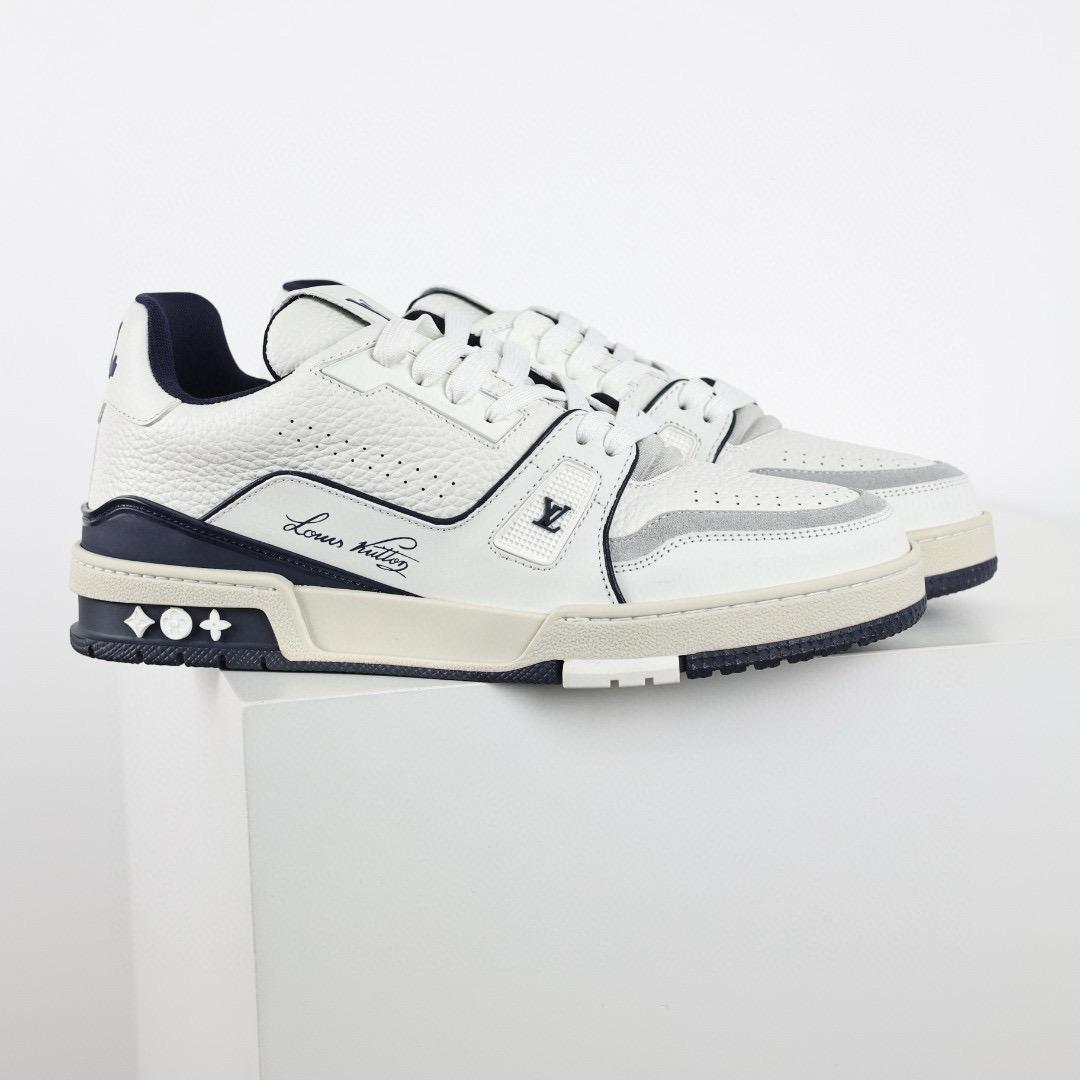 LOUIS VUITTON LV Trainer Sneaker LOUIS VUITTON LV Trainer Sneaker
