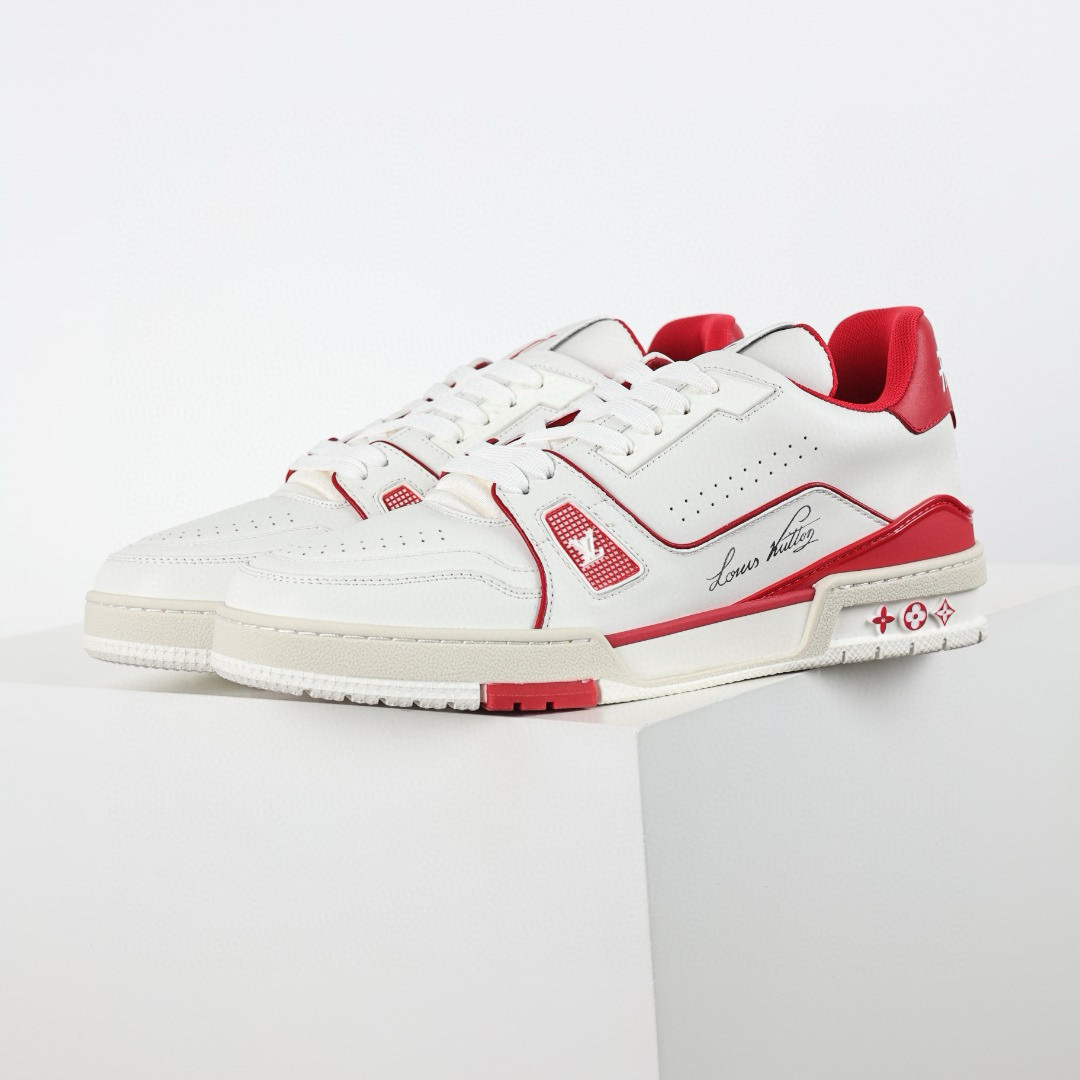 LOUIS VUITTON  LV Trainer  Sneaker
