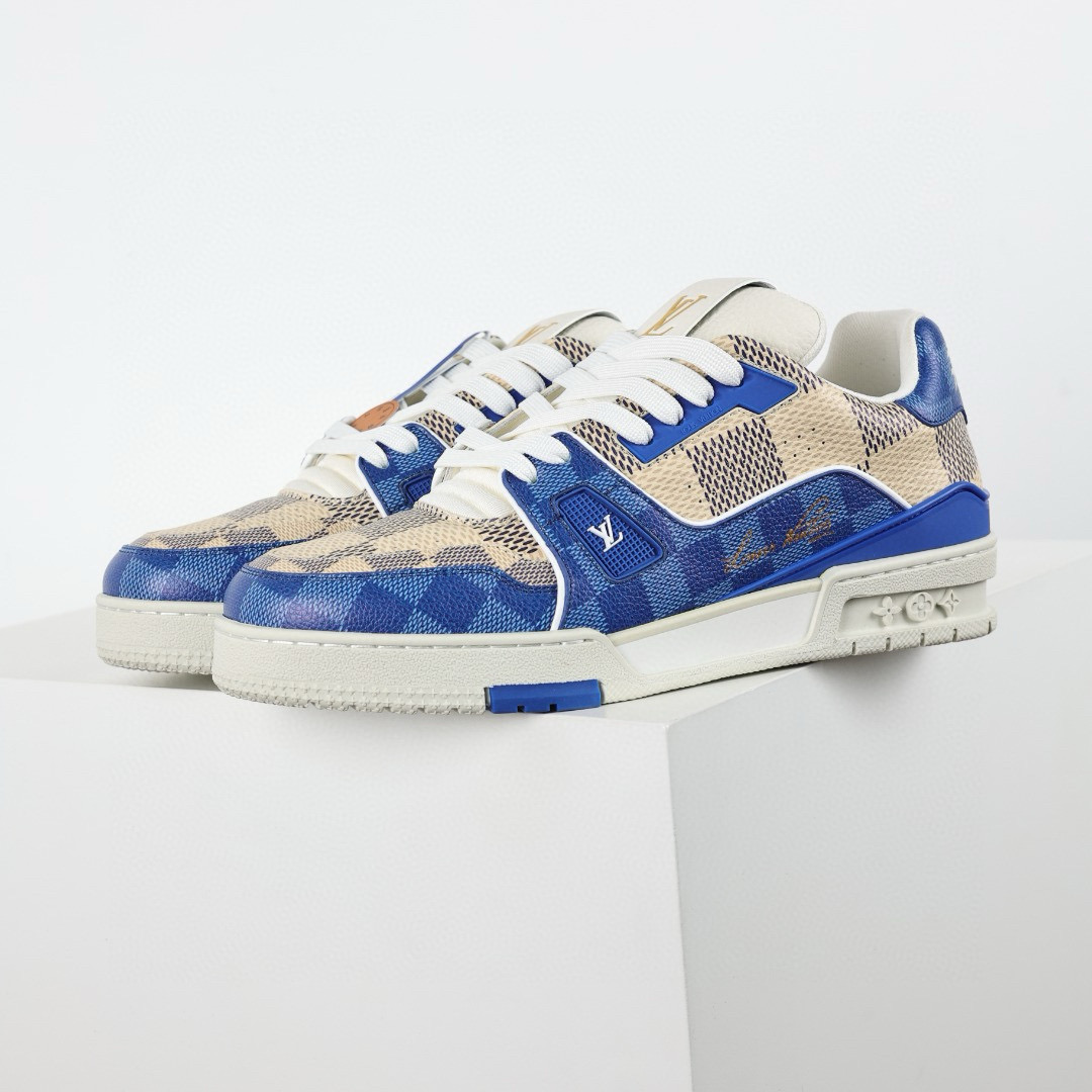 LOUIS VUITTON  LV Trainer  Sneaker