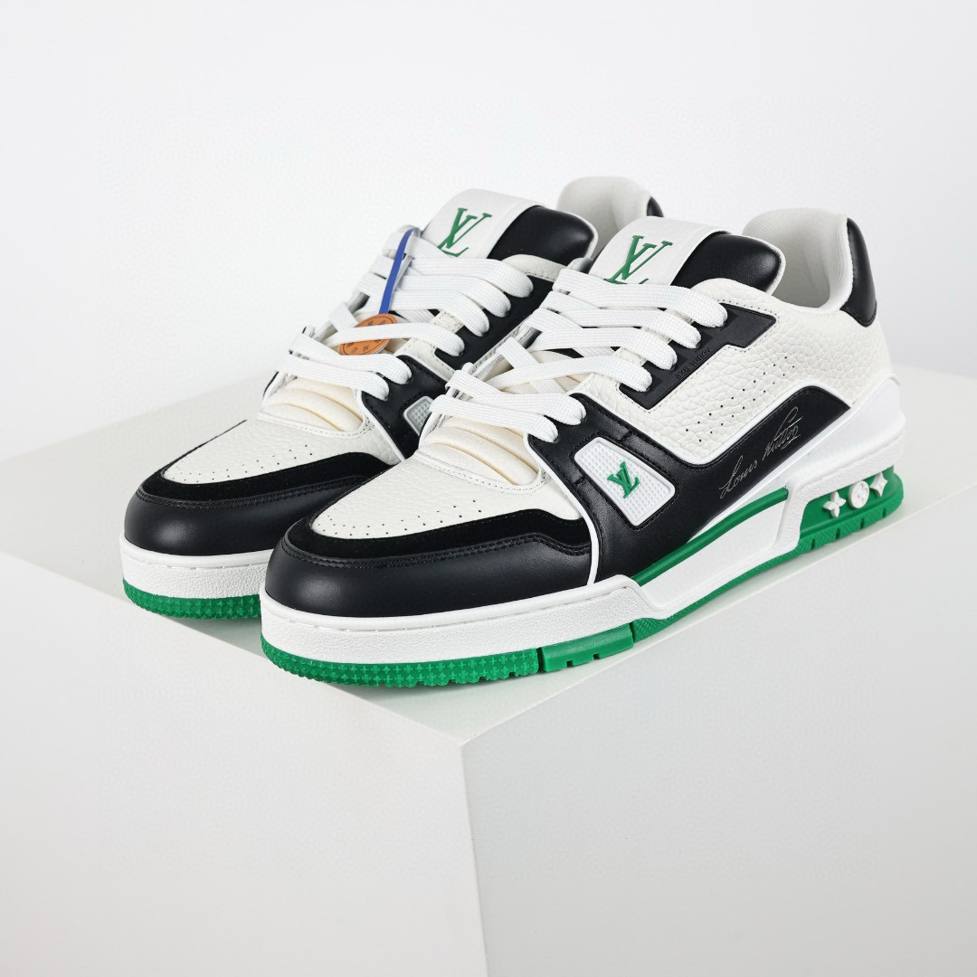 LOUIS VUITTON  LV Trainer  Sneaker