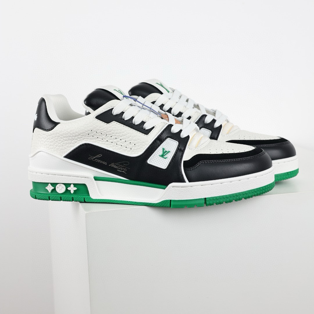LOUIS VUITTON LV Trainer Sneaker LOUIS VUITTON LV Trainer Sneaker