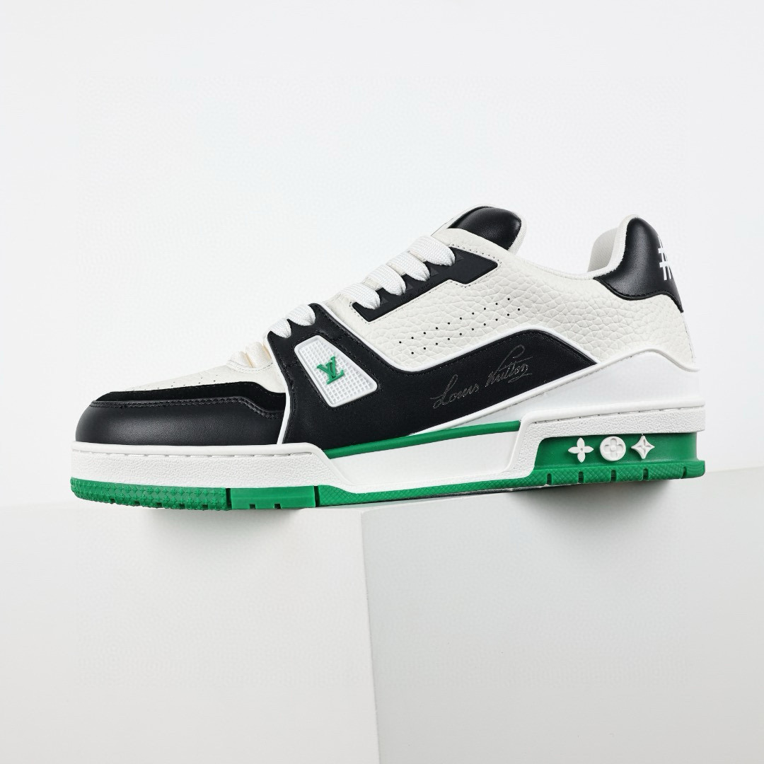 LOUIS VUITTON LV Trainer Sneaker LOUIS VUITTON LV Trainer Sneaker