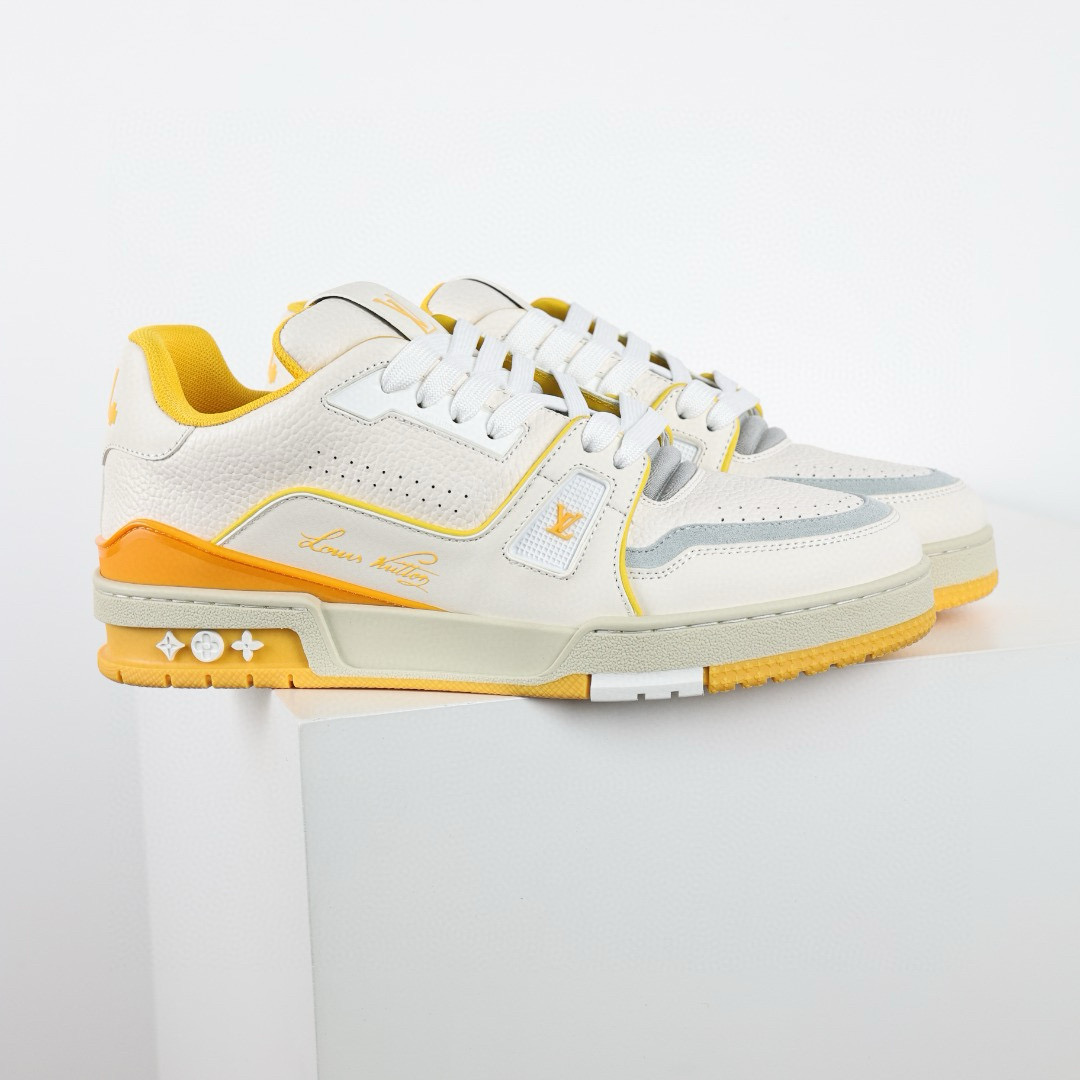 LOUIS VUITTON LV Trainer Sneaker LOUIS VUITTON LV Trainer Sneaker