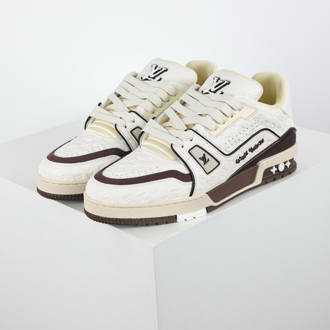 LOUIS VUITTON  LV Trainer Sneaker
