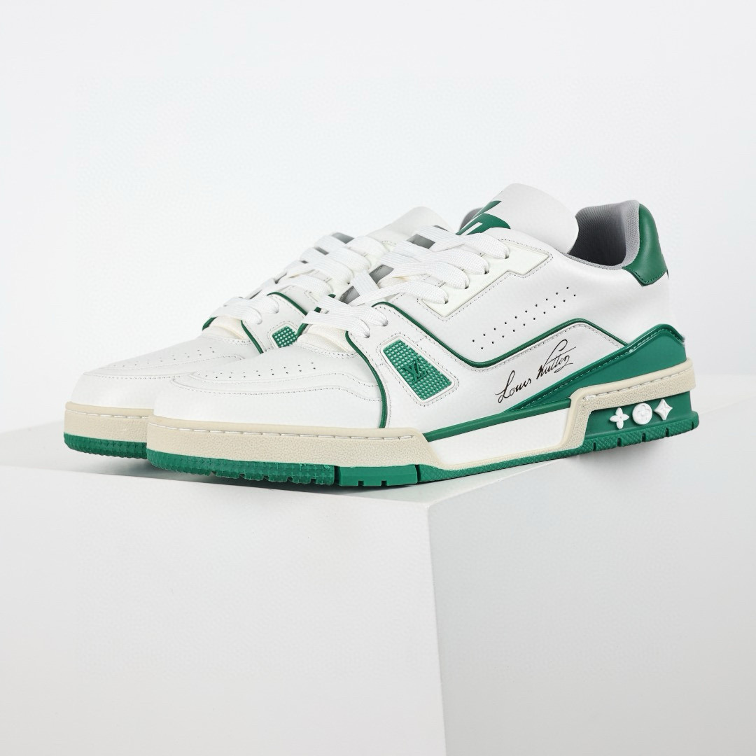 LOUIS VUITTON  LV Trainer Sneaker